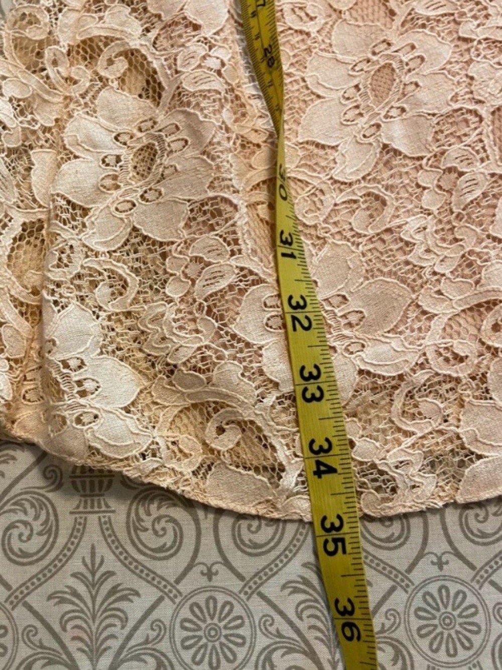 John Zack! Zack Petites Lace Bell Sleeve Mini Dress Peach Tiered XSmall XS Mod - Picture 6 of 16